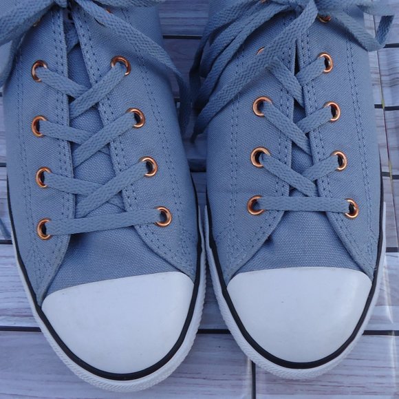 SIZE 10. CONVERSE ALL STAR canvas sneakers shoes. - Picture 3 of 16